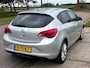 Opel Astra 1.4 Turbo Cosmo 5-Drs 140PK! ECC Audio-CD/MP3 LMV 17" Cruisecontrol ABS ESP Stuurverwarming Dealeronderhoud Nieuwe Apk!