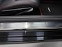 Mercedes-Benz SLK 200 Edition Automaat Leer Sportstoelen Nekverwarming Navigatie Dealer onderhouden Panoramadak 18 inch Sportvelgen Nieuwstaat Rode gordels Stoelverwarming