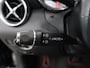 Mercedes-Benz SLK 200 Edition Automaat Leer Sportstoelen Nekverwarming Navigatie Dealer onderhouden Panoramadak 18 inch Sportvelgen Nieuwstaat Rode gordels Stoelverwarming