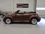 Volkswagen Beetle Cabriolet 1.2 TSI Sound 2018 Airco-ecc Navigatie App connect Stoelverwarming Windscherm 1e Eigenares Dealer onderhouden 18 inch Sportvelgen Zeer nette staat Dark Bronze metallic
