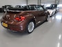 Volkswagen Beetle Cabriolet 1.2 TSI Sound 2018 Airco-ecc Navigatie App connect Stoelverwarming Windscherm 1e Eigenares Dealer onderhouden 18 inch Sportvelgen Zeer nette staat Dark Bronze metallic