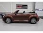 Volkswagen Beetle Cabriolet 1.2 TSI Sound 2018 Airco-ecc Navigatie App connect Stoelverwarming Windscherm 1e Eigenares Dealer onderhouden 17 inch Sportvelgen Zeer nette staat Dark Bronze metallic