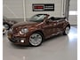 Volkswagen Beetle Cabriolet 1.2 TSI Sound 2018 Airco-ecc Navigatie App connect Stoelverwarming Windscherm 1e Eigenares Dealer onderhouden 18 inch Sportvelgen Zeer nette staat Dark Bronze metallic