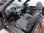 Volkswagen Beetle Cabriolet 1.2 TSI Sound 2018 Airco-ecc Navigatie App connect Stoelverwarming Windscherm 1e Eigenares Dealer onderhouden 18 inch Sportvelgen Zeer nette staat Dark Bronze metallic