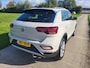 Volkswagen T-Roc 1.5 TSI 2024 10.424km DSG achteruitrijcamera electr kofferklep stoelverwarming