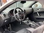Audi TT Roadster 2.0 TFSI 200 PK Zwart leer