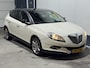 Lancia Delta 1.4-16V Platino