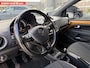 Volkswagen Up! 1.0 BMT Cross up! Cruise Control Climate Control PDC DAB Achteruitrijcamera Lichtmetalen velgen Stoelverwarming