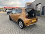 Volkswagen Up! 1.0 BMT Cross up! Cruise Control Climate Control PDC DAB Achteruitrijcamera Lichtmetalen velgen Stoelverwarming