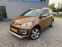 Volkswagen Up! 1.0 BMT Cross up! Cruise Control Climate Control PDC DAB Achteruitrijcamera Lichtmetalen velgen Stoelverwarming
