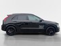 Kia Niro 1.6 GDi Hybrid DynamicPlusLine | *Black Design Edition* | *Aktie uitvoering rijklaar €38.950,-* | Chroom Delete | 18'' Black LM Velgen incl. All-Season Banden | Navi | Schuif-/Kanteldak | Head-Up Display | Leder | *Direct Leverbaar*