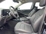 Kia Niro 1.6 GDi Hybrid DynamicPlusLine | *Black Design Edition* | *Aktie uitvoering rijklaar €38.950,-* | Chroom Delete | 18'' Black LM Velgen incl. All-Season Banden | Navi | Schuif-/Kanteldak | Head-Up Display | Leder | *Direct Leverbaar*