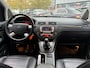 Ford C-Max 1.8-16V Ghia Flexifuel | Clima | Cruise | Navi | PDC V+A