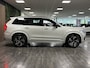 Volvo XC90 T8 AWD Recharge R-Design | Bowers & Wilkins | Stoelventilatie | 360° Camera | Carbon inleg | Crystal White | Adaptieve Cruise Control | Standkachel met Volvo On Call App | Stoelverwarming voor+achter | Stuurwielverwarming | Stoelmassage | Schakelpaddels a