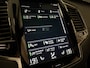 Volvo XC90 T8 AWD Recharge R-Design | Bowers & Wilkins | Stoelventilatie | 360° Camera | Carbon inleg | Crystal White | Adaptieve Cruise Control | Standkachel met Volvo On Call App | Stoelverwarming voor+achter | Stuurwielverwarming | Stoelmassage | Schakelpaddels a
