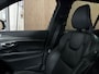 Volvo XC90 T8 AWD Recharge R-Design | Bowers & Wilkins | Stoelventilatie | 360° Camera | Carbon inleg | Crystal White | Adaptieve Cruise Control | Standkachel met Volvo On Call App | Stoelverwarming voor+achter | Stuurwielverwarming | Stoelmassage | Schakelpaddels a