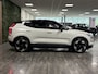 Volvo EX30 Single Motor Extended Range Ultra | 360° 3D Camera | Panoramadak | Harman Kardon | Elektrische voorstoelen | Adaptieve Cruise Control | Stoel en Stuurwielverwarming | Crystal White | Pilot Assist | BLIS Dode Hoek Detectie | Keyless Drive | Parkeersensoren
