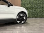 Volvo EX30 Single Motor Extended Range Ultra | 360° 3D Camera | Panoramadak | Harman Kardon | Elektrische voorstoelen | Adaptieve Cruise Control | Stoel en Stuurwielverwarming | Crystal White | Pilot Assist | BLIS Dode Hoek Detectie | Keyless Drive | Parkeersensoren