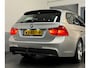BMW 3-Serie Touring 318i Corporate Lease M Sport Edition|NAP|NweAPK|Pano|M-Sport|3eEig|PerfectOH