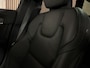 Volvo V90 T8 AWD Recharge Ultimate Dark Long Range | Vol! | Luchtvering | Stoelventilatie | 360° Camera | 455pk | Head-Up Display | Harman Kardon | Stoelmassage | Schuifdak | Adaptieve Cruise Control | Stoel en Stuurwielverwarming | Full LED Meesturende koplampen |