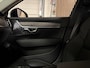 Volvo V90 T8 AWD Recharge Ultimate Dark Long Range | Vol! | Luchtvering | Stoelventilatie | 360° Camera | 455pk | Head-Up Display | Harman Kardon | Stoelmassage | Schuifdak | Adaptieve Cruise Control | Stoel en Stuurwielverwarming | Full LED Meesturende koplampen |