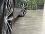 Volvo V60 T6 AWD Recharge Plus Dark | Trekhaak | 360° Camera | Harman Kardon | Adaptieve Cruise Control | Stoelverwarming voor+achter | Stuurwielverwarming | Pilot Assist | BLIS Dode Hoek Detectie | Elektrische voorstoelen geheugen | Contour stoelen | Zitting verle
