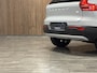 Volvo XC40 T5 Recharge Inscription | Glacier Silver! | Parkeercamera | Cruise Control | Zitting verlenging voorstoelen | Textiel city canvas bekleding | 18 Inch | Keyless Drive | Parkeersensoren voor+achter | Elektrisch bedienbare achterklep | Breedstralers in voorb