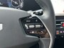 Kia Niro EV DynamicLine 64.8kWh 204pk | Camera | Carplay | Inklapbare spiegels | Adaptive cruise controle | Keyless entry | Full LED | Lichtmetalen velgen 17'' | Navigatie | Parkeersensoren voor en achter | 1e eigenaar | Half lederen bekleding | 1e eigenaar