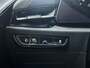 Kia Niro EV DynamicLine 64.8kWh 204pk | Camera | Carplay | Inklapbare spiegels | Adaptive cruise controle | Keyless entry | Full LED | Lichtmetalen velgen 17'' | Navigatie | Parkeersensoren voor en achter | 1e eigenaar | Half lederen bekleding | 1e eigenaar