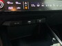 Kia Niro EV DynamicLine 64.8kWh 204pk | Camera | Carplay | Inklapbare spiegels | Adaptive cruise controle | Keyless entry | Full LED | Lichtmetalen velgen 17'' | Navigatie | Parkeersensoren voor en achter | 1e eigenaar | Half lederen bekleding | 1e eigenaar