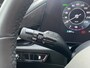 Kia Niro EV DynamicLine 64.8kWh 204pk | Camera | Carplay | Inklapbare spiegels | Adaptive cruise controle | Keyless entry | Full LED | Lichtmetalen velgen 17'' | Navigatie | Parkeersensoren voor en achter | 1e eigenaar | Half lederen bekleding | 1e eigenaar