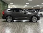 Volvo XC60 T6 AWD Recharge Ultimate Bright Long Range | 360° Camera | Head-Up Display | Harman Kardon | Adaptieve Cruise Control | Standkachel met Volvo On Call App | Stoel en Stuurwielverwarming | Full LED Meesturende koplampen | Pilot Assist | Elektrische voorstoe