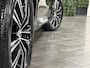 Volvo XC60 T6 AWD Recharge Ultimate Bright | Luchtvering | Trekhaak | Head-Up Display | Harman Kardon | Adaptieve Cruise Control | Stoelverwarming voor+achter | Stuurwielverwarming | Full LED Meesturende koplampen | Pilot Assist | Parkeercamera | Elektrische voorsto