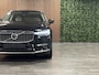 Volvo XC60 T6 AWD Recharge Ultimate Bright | Luchtvering | Trekhaak | Head-Up Display | Harman Kardon | Adaptieve Cruise Control | Stoelverwarming voor+achter | Stuurwielverwarming | Full LED Meesturende koplampen | Pilot Assist | Parkeercamera | Elektrische voorsto