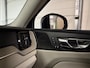 Volvo XC60 T6 AWD Recharge Ultimate Bright | Luchtvering | Trekhaak | Head-Up Display | Harman Kardon | Adaptieve Cruise Control | Stoelverwarming voor+achter | Stuurwielverwarming | Full LED Meesturende koplampen | Pilot Assist | Parkeercamera | Elektrische voorsto