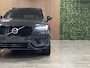 Volvo XC90 T8 AWD Recharge R-Design | Trekhaak | Stoelventilatie | 360° Camera | Harman Kardon | Stoelmassage | Carbon inleg | Adaptieve Cruise Control | Schuifdak | Standkachel met Volvo On Call App | Stoelverwarming voor+achter | Stuurwielverwarming | Full LED mee