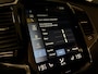 Volvo XC90 T8 AWD Recharge R-Design | Trekhaak | Stoelventilatie | 360° Camera | Harman Kardon | Stoelmassage | Carbon inleg | Adaptieve Cruise Control | Schuifdak | Standkachel met Volvo On Call App | Stoelverwarming voor+achter | Stuurwielverwarming | Full LED mee