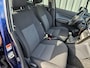 Opel Agila 1.0 Essentia stuurbekrachtiging