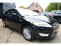 Ford Mondeo 2.0-16V Limited Trekhaak Clima Cruise Control