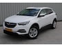 Opel Grandland X 1.2 Turbo Edition | Incl. 12 maanden garantie | Stoel/stuurverwarming | Apple carplay/Android auto | Trekhaak | Climate control | 100% onderhouden | Radio | Bluetooth |