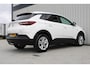 Opel Grandland X 1.2 Turbo Edition | Incl. 12 maanden garantie | Stoel/stuurverwarming | Apple carplay/Android auto | Trekhaak | Climate control | 100% onderhouden | Radio | Bluetooth |