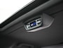Mercedes-Benz V-klasse 250d Lang Avantgarde Edition 7-Persoons | Panodak | Lederen Stoelen Ventilatie & Verwarmd | Burmester Audio | Multi Beam LED | Adaptive Cruise | 360 Camera | Schuifdeuren Elektrisch | Apple Carplay | Sfeerverlichting | Blis | Navig