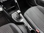 Peugeot 2008 1.2 Style 100pk | Navigatie | Achteruitrijcamera | Airco | Cruise Control | Parkeersensoren | DAB+ radio | Bluetooth | Apple Carplay/Android Auto | 16" lichtmetalen velgen |