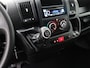 Renault Master 2.3CDTi 140PK Bakwagen+Laadklep 750Kg | Airco | Camera | 3-Persoons | Dakspoiler