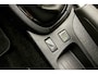 Renault Clio 1.2 TCe Limited 120 PK | Handgeschakeld | Airco | Parkeersensor | Cruise Control | Licht Metalen Velgen | Bluetooth | 1e eigenaar | Dealer onderhouden