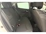 Renault Clio 1.2 TCe Limited 120 PK | Handgeschakeld | Airco | Parkeersensor | Cruise Control | Licht Metalen Velgen | Bluetooth | 1e eigenaar | Dealer onderhouden