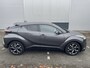 Toyota C-HR 1.8 Hybrid Style Ultimate | Trekhaak | Apple Car Play / Android Auto Navigatie | Dode hoek detectie | Parkeersensoren Enz |