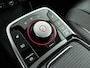 Kia e-Niro DynamicPlusLine 64 kWh | Parkeer sensoren voor + achter | Warmtepomp |Achteruit rij camera | Apple carplay & Android auto | Schuifkantel dak | Drive lane assist | Adaptive cruise control | Stoelverwarming + stuur | Half leder bekleding