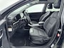 Kia e-Niro DynamicPlusLine 64 kWh | Parkeer sensoren voor + achter | Warmtepomp |Achteruit rij camera | Apple carplay & Android auto | Schuifkantel dak | Drive lane assist | Adaptive cruise control | Stoelverwarming + stuur | Half leder bekleding