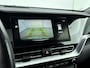 Kia e-Niro DynamicPlusLine 64 kWh | Parkeer sensoren voor + achter | Warmtepomp |Achteruit rij camera | Apple carplay & Android auto | Schuifkantel dak | Drive lane assist | Adaptive cruise control | Stoelverwarming + stuur | Half leder bekleding